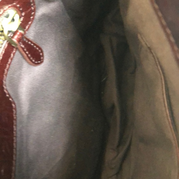 Della Shoulder Bag - Picture 9 of 13